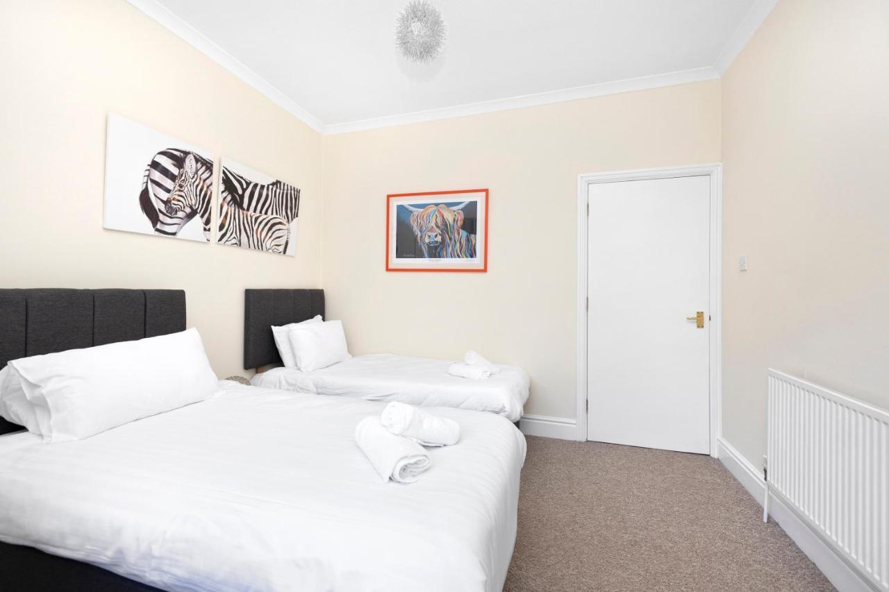 爱丁堡Joivy Modern Flat On Rose Street公寓 外观 照片